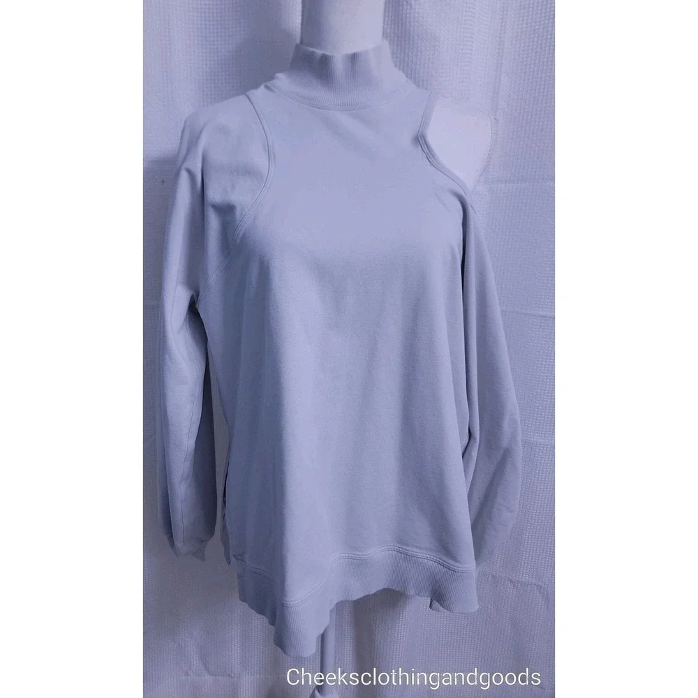 Lululemon 10 LA Asymmetrical-Cut-Out Crew Vapor  W3ET1S